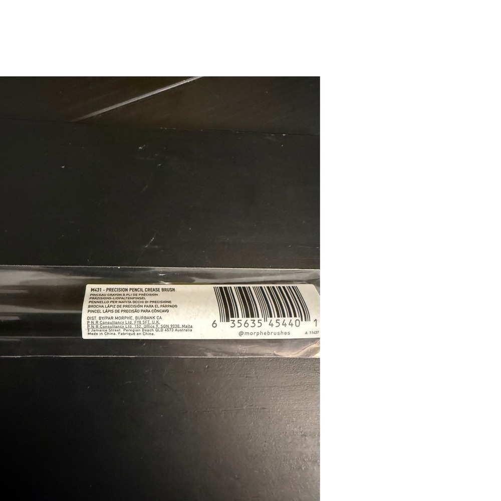 Morphe M431 Precision Pencil Crease Brush Synthetic Eye Makeup Tool New